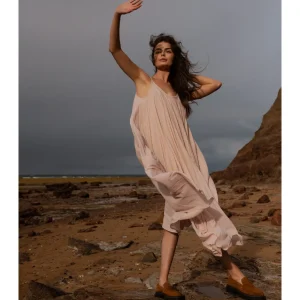 Welligogs Dresses*Layered Rose Dress